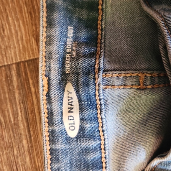 Old Navy Kicker Boot Cut Jeans - Size 2 Petite - Picture 2 of 7